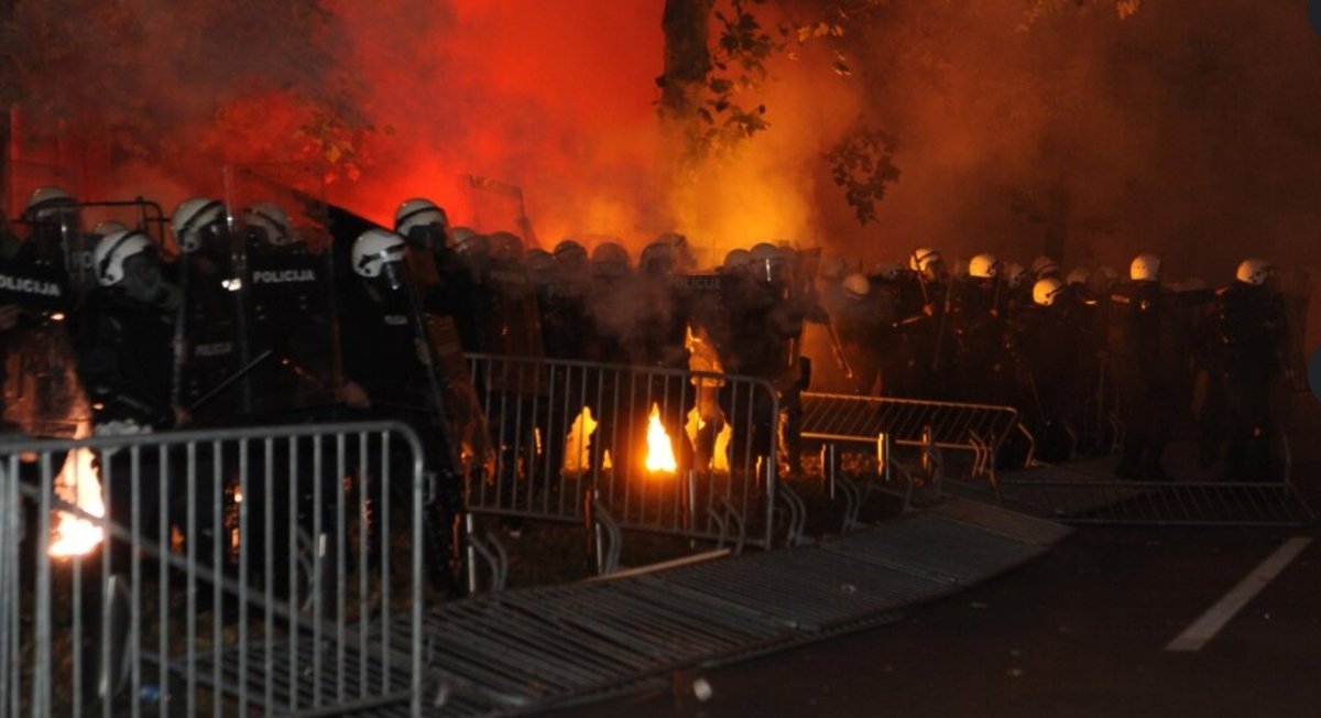 Evo za njegovatelje selektivne amnezije. Sudar civilizacije i nesojluka.