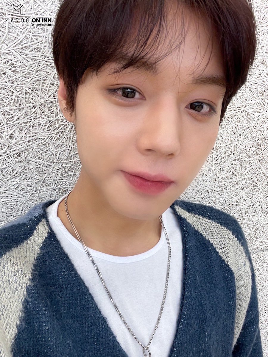 oninnasia_tw's tweet photo. 【PARK JIHOON 6th MINI ALBUM [THE ANSWER] 視訊通話簽售會】

11.11不孤單～MAY有JIHOON的陪伴👩🏻‍❤️‍👨🏻

#PARKJIHOON #박지훈 #NITRO
#THE_ANSWER #디앤써
#박지훈_할_결심
@Park_Jihoon_twt @maroo_ent https://t.co/RnY3gmmxI3