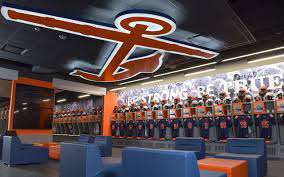 I am blessed to say I have received a roster spot from <a href="/HopeCollegeFB/">Hope College Football</a>. Thank you <a href="/CoachHawken/">Andrew Hawken</a> <a href="/PStuursm/">Peter Stuursma</a> for this oppurtinity