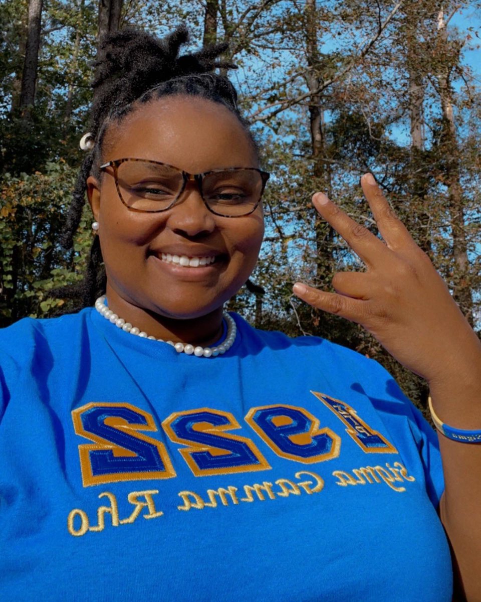 iammattiee's tweet photo. I finally made it into Ξ£igmaland πππ©
#Sgrho100 #duececlub #centennialpoodle https://t.co/FOU1zOsHEP