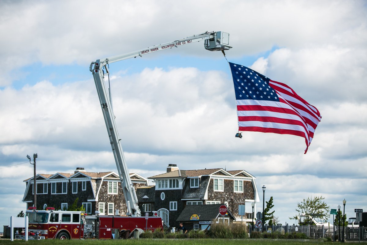 Thank you for your courage, dedication and service! And thanks to the military families for their support, resilience and sacrifice! Thank you #Veterans! #VeteransDay2022 #VeteransDay