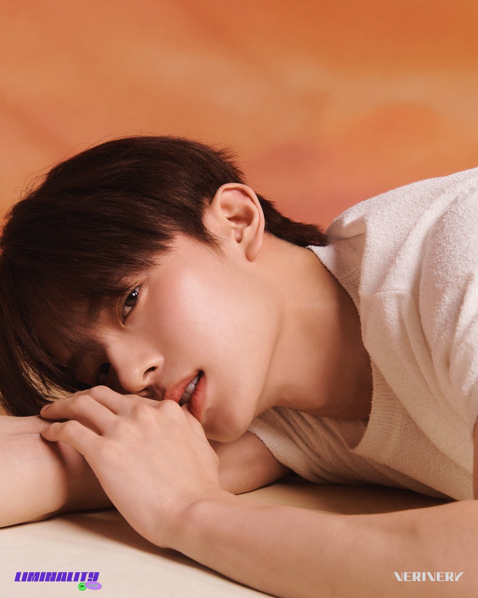 FhSqoxlaAAEBg7A?format=jpg&name=large