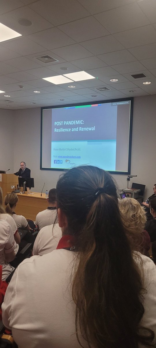 Great talk from <a href="/moodwatchers/">Shane Martin</a> to celebrate the end of kindness week <a href="/stjamesdublin/">St James's Hospital</a>. <a href="/PtTcd/">Physiotherapy TCD</a> students up front and centre!