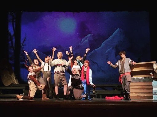Cold temps must mean that Elsa’s doing her thing - don’t miss your favorite ice queen at FROZEN JR at WRHS this weekend! #letitgo #frozenjr #loveisanopendoor #doyouwannabuildasnowman #reindeersarebetterthanpeople #youththeatre #familyentertainment