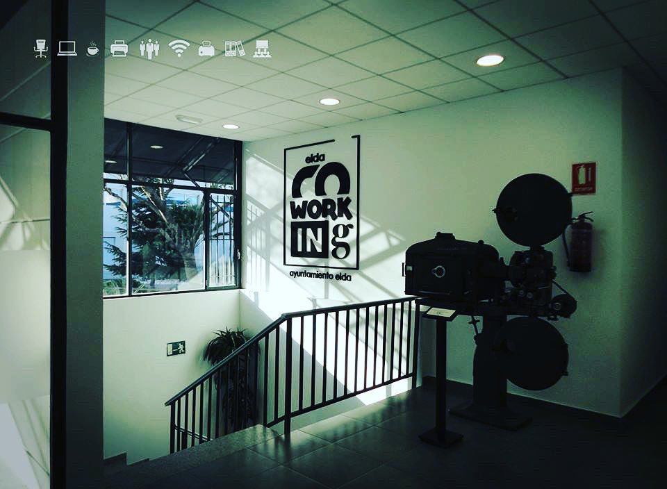 Si quieres #Emprender en #Elda...
 ¡¡¡apuesta por el #TrabajoColaborativo del #Coworking del <a href="/ayto_elda/">Ayuntamiento de Elda</a> !!!
¡¡¡TÚ Centro de Emprendedores!!! <a href="/Emudesa/">Elda EMUDESA</a>