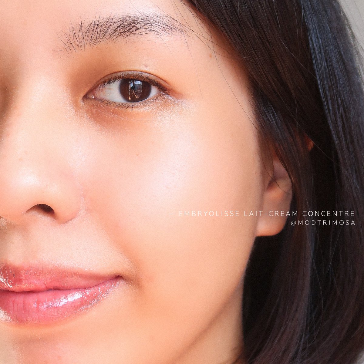 MODTRIMOSA's tweet photo. ตำในไทยแบบไม่ต้องพรีออร์เดอร์ได้แล้ว ครีม EMBRYOLISSE LAIT-CREAM CONCENTRE สกินแคร์ตัวดังที่หลายคนวอแว บอกเลยว่าชุ่มชื้นมากๆ ใช้แล้วหน้านุ่มมาก ไม่หนักผิว มีในตำใน KIS Beauty ชั้น 2 หลอดใหญ่ไม่แพงมากด้วย #ใช้จริงรีวิวจริง https://t.co/a9ZUL3ANoM