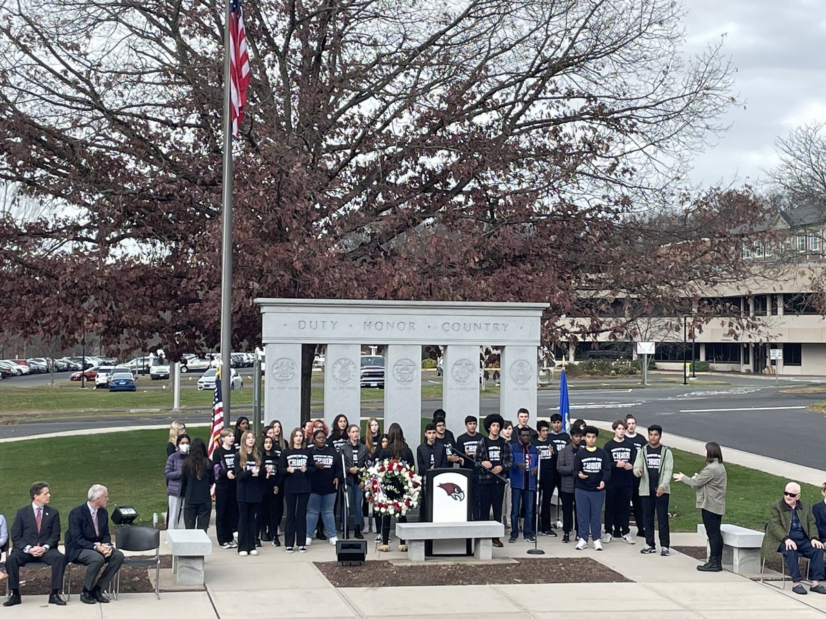 FHS Music Department- excellent job at the Veteran’s Day Ceremony! @fhsactivities1 @1FarmingtonHS