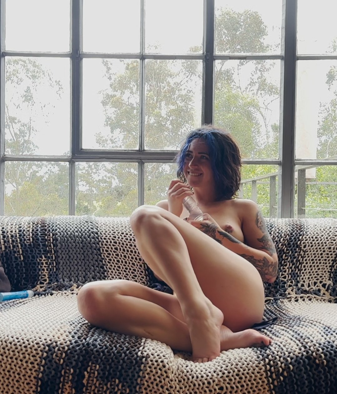 3 pic. I think the smile on my face tells you exactly how much i love to ride a dick 😍🤭also i had good company!! @leaandbear https://t.co/dzitKidSj9