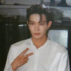 maybe taylor swift wrote the song “Gorgeous” for him — 🎞️