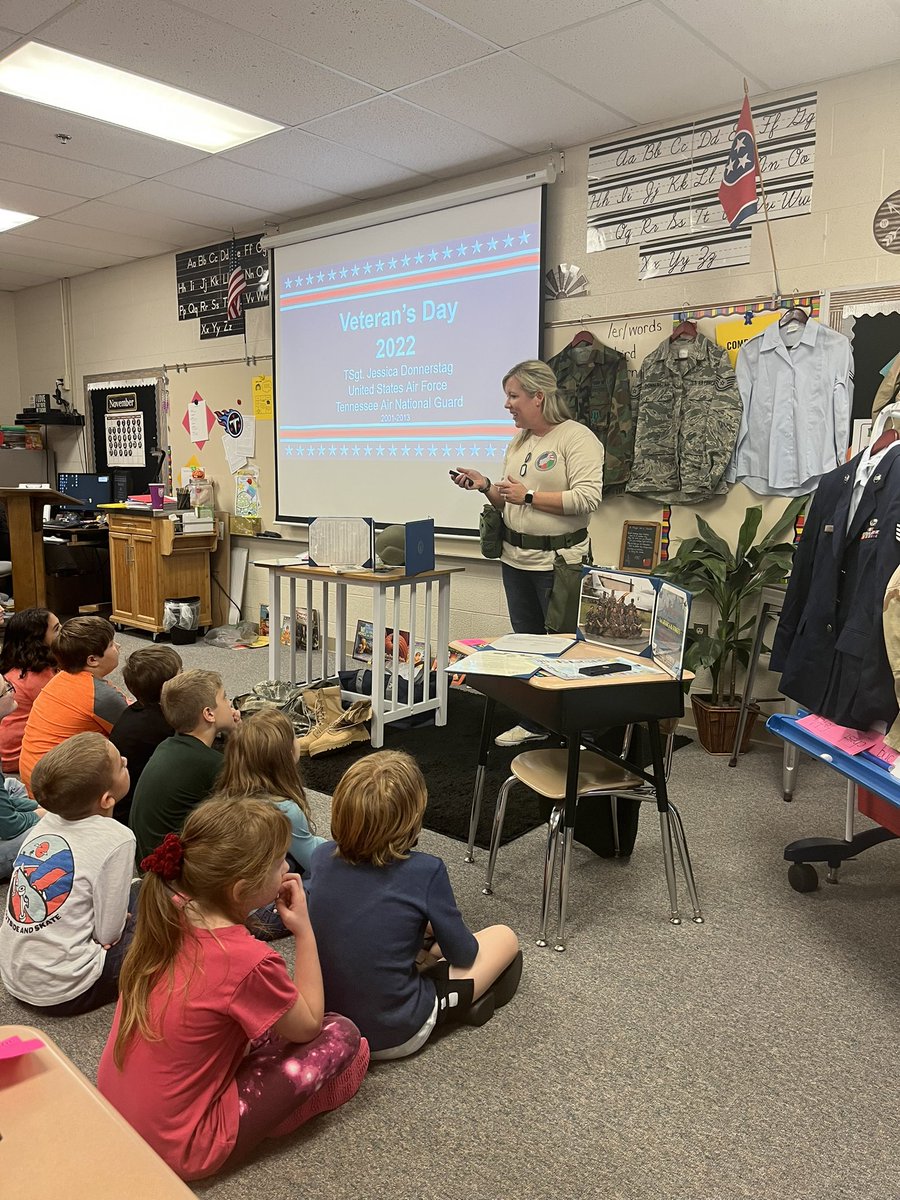 Second graders are saying a big thank you today to all Veterans but especially to our very own Mrs. Jessica! Thanks for coming and sharing some awesome info and experiences with us. <a href="/CENT_Tweets/">Centennial Panthers</a> #veteransday