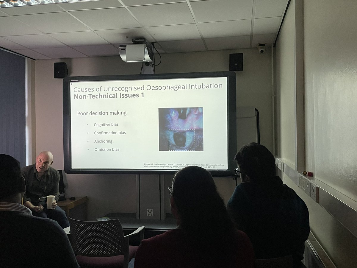 theadamcourse's tweet photo. Back again with our Aintree Difficult Airway Management - ADAM - Course. The legendary Pete Groom talking about the causes of unrecognised oesophageal intubation #notracewrongplace https://t.co/rvUsvqMnGX