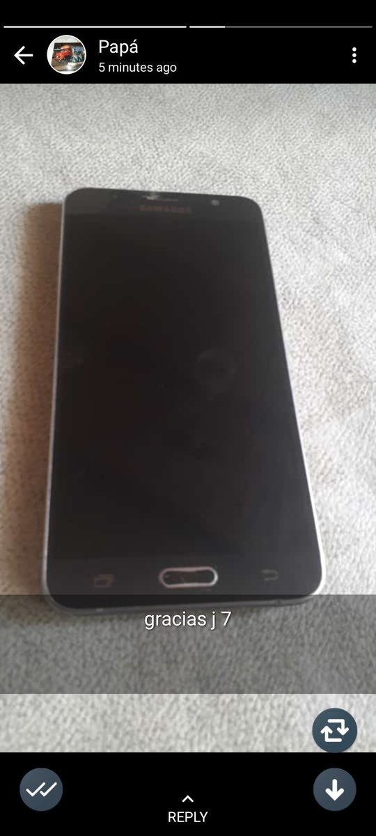 kqjsjajjaj no doy mas, mi papá después de cambiar el teléfono: