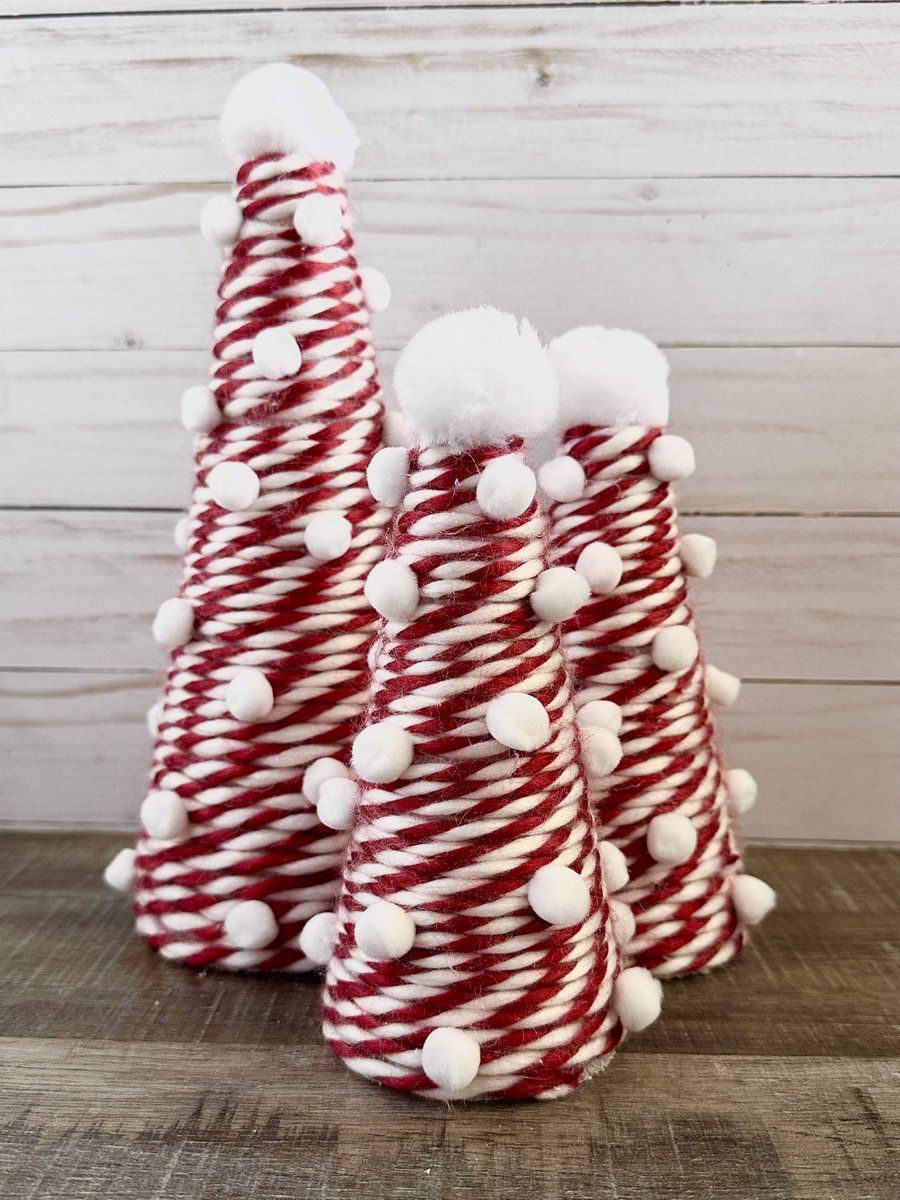 Fun and a little whimsical, these Candy Cane Yarn-Wrapped Christmas Trees are easy to make with just a few supplies. 🎄
#creatingme #christmas #candycane #yarncrafts #crafts #christmascrafts #christmasdecorations #craftingideas

creatingme.net/2022/11/11/can…