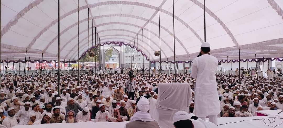 AhmadullahMufti's tweet photo. मदरसा इस्लामिया अरबिया बैतूल उलूम सरायमीर में  जलसा असर के वक़्त दुआ के साथ हुआ इख़्तेताम । https://t.co/gsTcHnBsoj
