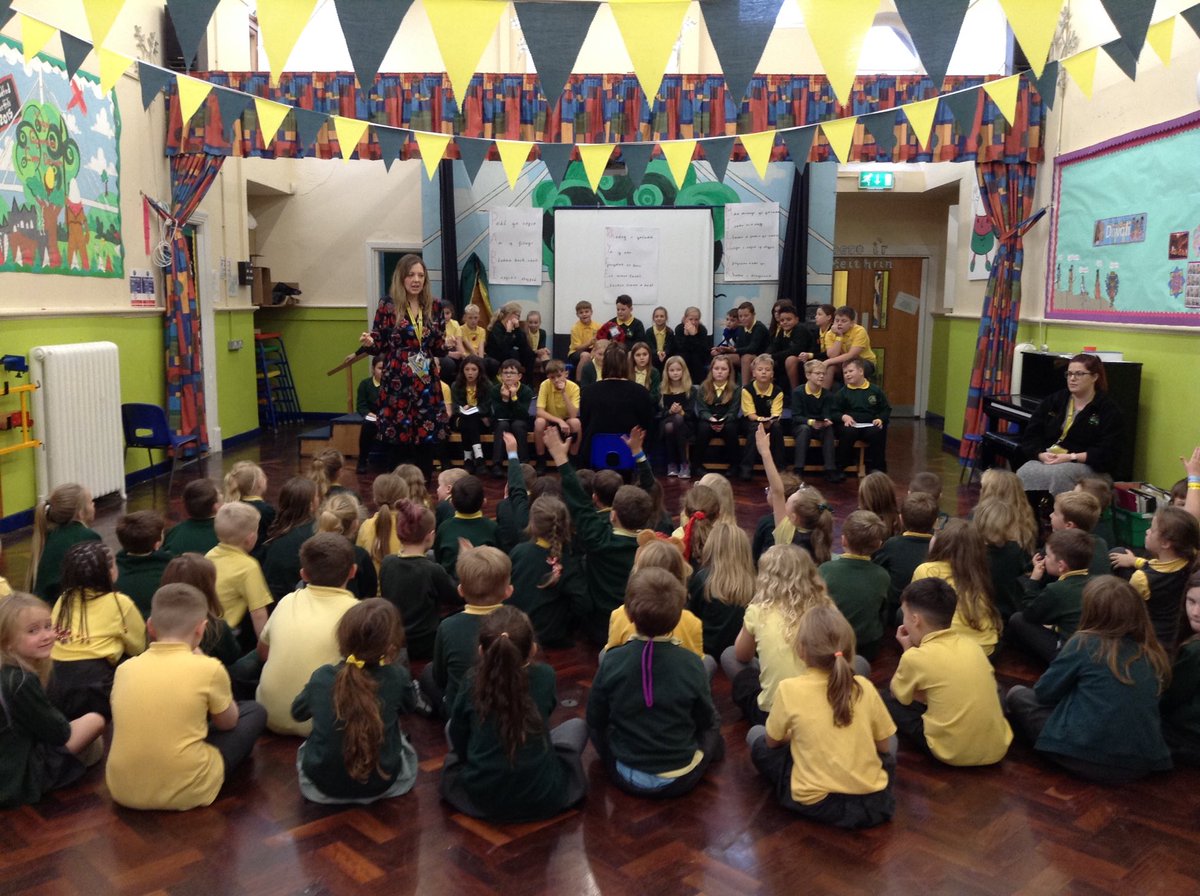 Cwm Derwen tweet media