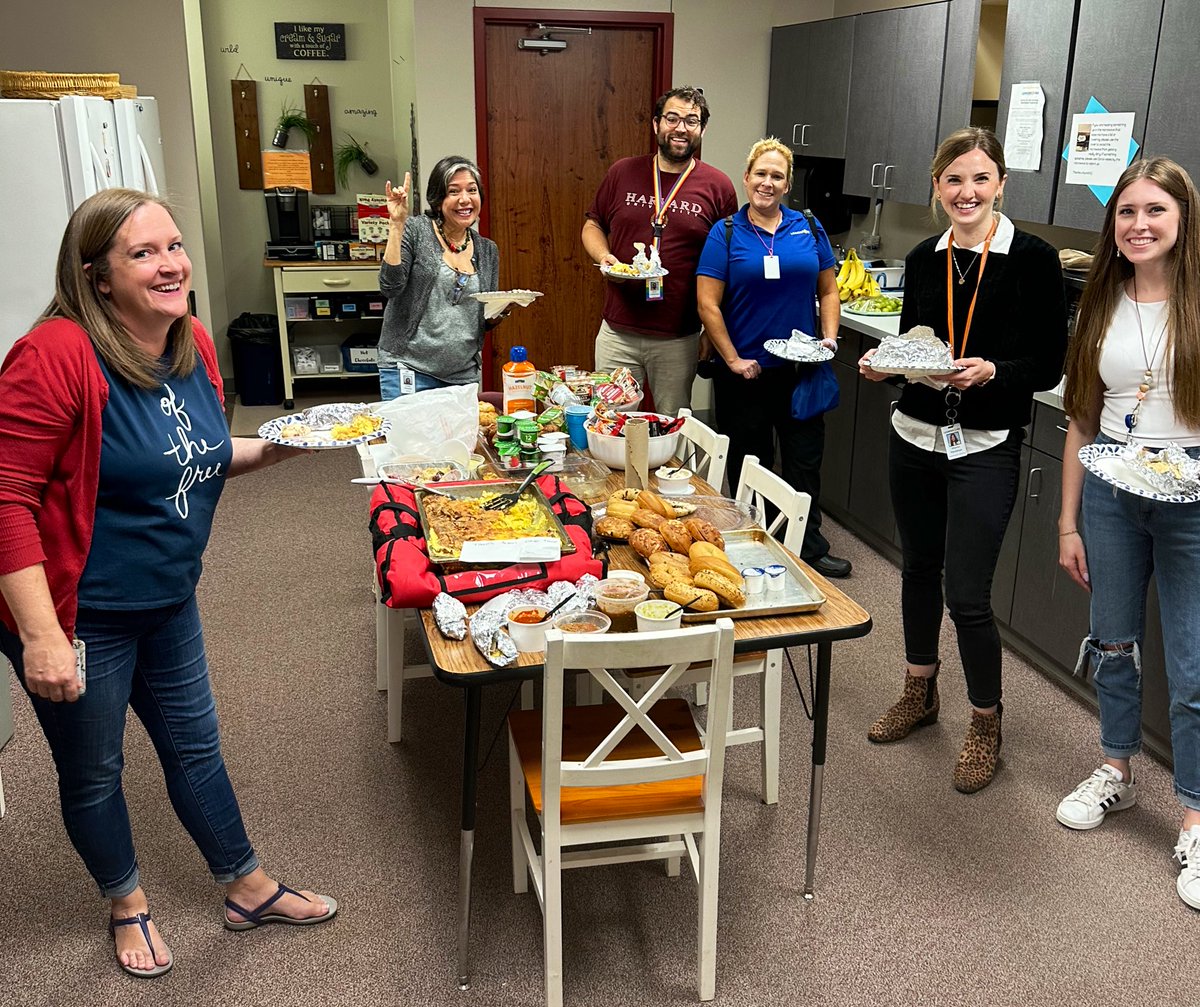 magdalenajistel's tweet image. Thank you for an amazing breakfast, PTA! We appreciate you!! ❤️ @Cypress_Cheetah #CYPRoadTrip