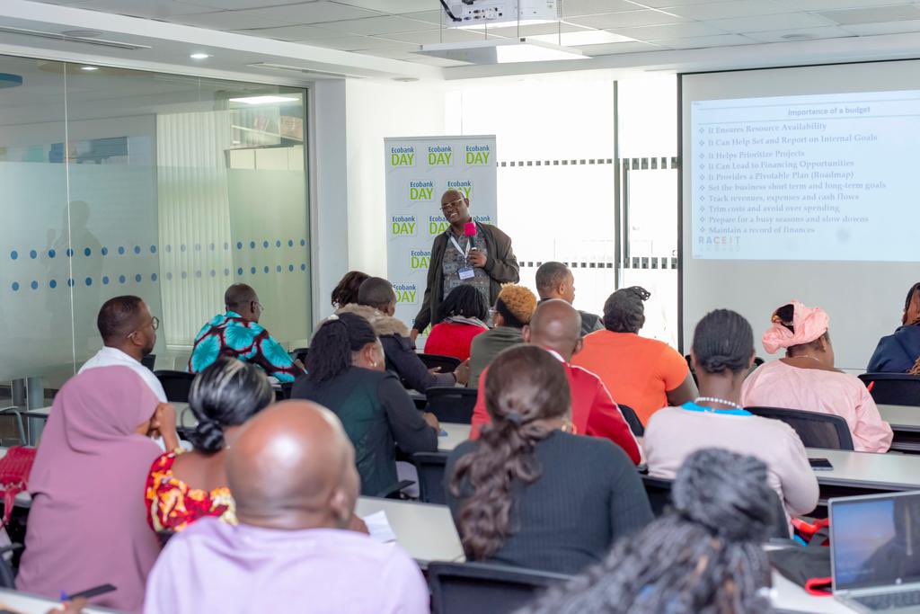EcobankKenya's tweet photo. This year, we're leaving no one behind! As part of 2022 Ecobank Day activities, we partnered with @UNHCR_Kenya to run a financial literacy programme targeting entrepreneurial refugees based in Nairobi and its environs.
#Ecobankkenya
#EcobankDay2022 https://t.co/aNnMslDKZw