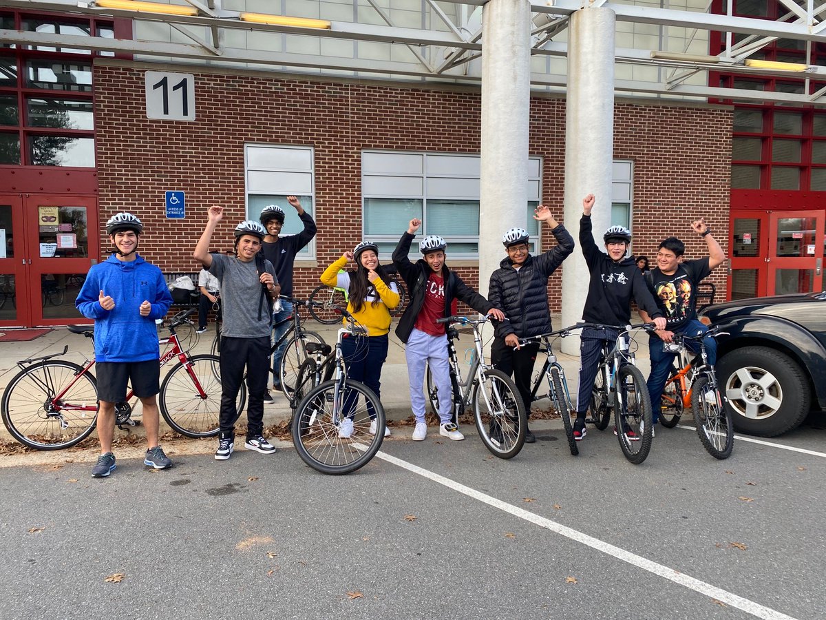JamesMadisonHS's tweet photo. Vienna’s Committee for Helping Others (CHO) donated bikes to Madison ESOL students! Every year they take donated bikes from our community, fix them up, and provide them to students so they can have a fun way to get around town. Students were all smiles! #ONEkindactVienna #OurFCPS https://t.co/08R5duuu9x