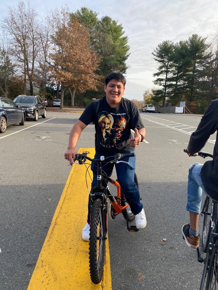 JamesMadisonHS's tweet photo. Vienna’s Committee for Helping Others (CHO) donated bikes to Madison ESOL students! Every year they take donated bikes from our community, fix them up, and provide them to students so they can have a fun way to get around town. Students were all smiles! #ONEkindactVienna #OurFCPS https://t.co/08R5duuu9x