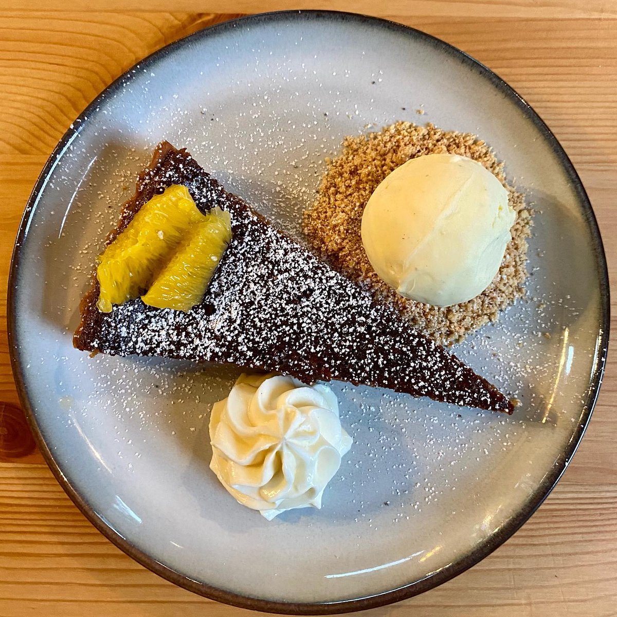 intokildare's tweet photo. @breadandbeer11 will be starting their early bird menu this weekend 🍽 Fine food at a fraction of the cost 😊

Did you know that they are based in a traditional Irish pub that is 200 years old 🇨🇮

More about their offering below👇

https://t.co/iTV6KoAZm4

#EarlyBird #IntoFood https://t.co/q0STafwG7v