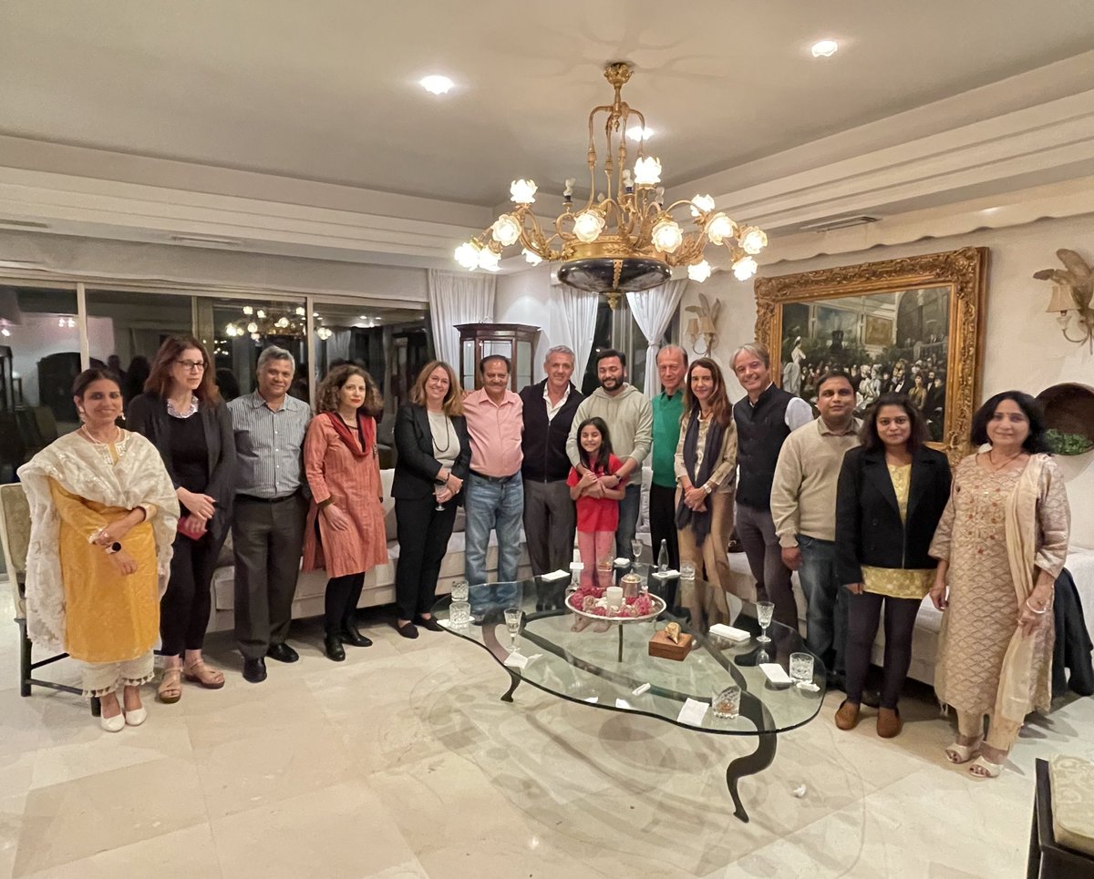 indemtel's tweet photo. Together we sing, together we flourish 🇮🇳🇮🇱
DCM Rajiv Bodwade witnessed the launch of the song 'Anchorage', a joint collaboration between Indian singer Lucky Ali &amp; Israeli singer Matti Caspi.

#IndiaIsrael 
#Anchorage https://t.co/lbE0FyrCcr