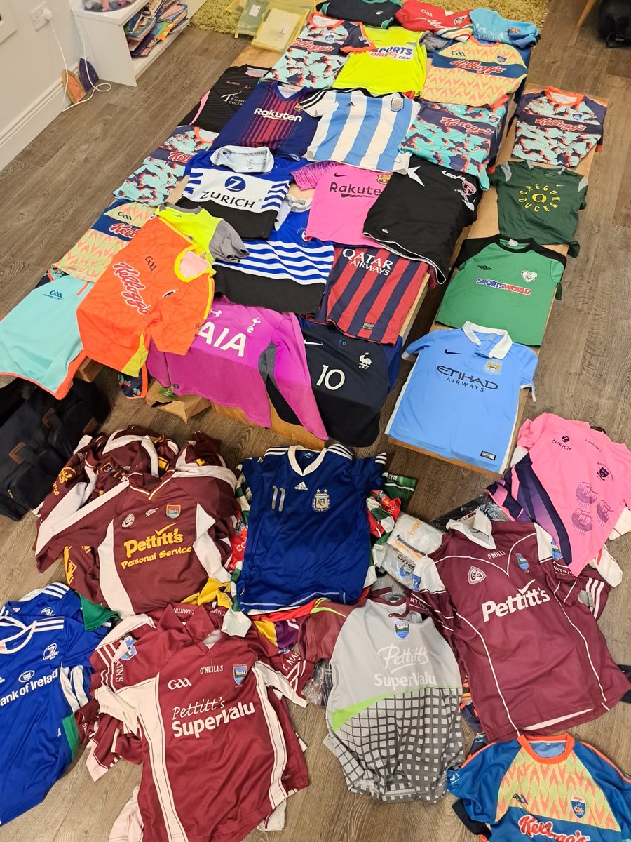 Ian Mernagh (@ianmernagh) on Twitter photo Thanks to all the crew at <a href="/StMartinsGAA/">St Martin's GAA Club</a> & others in the community for all the Jerseys. We’ve over 200 ready to go to Khayelitsha township in Capetown tomorrow as part of the <a href="/melloneducate/">Mellon Educate</a> building blitz. The kids will adore them. 🙏 Thanks to all the crew at <a href="/StMartinsGAA/">St Martin's GAA Club</a> & others in the community for all the Jerseys. We’ve over 200 ready to go to Khayelitsha township in Capetown tomorrow as part of the <a href="/melloneducate/">Mellon Educate</a> building blitz. The kids will adore them. 🙏