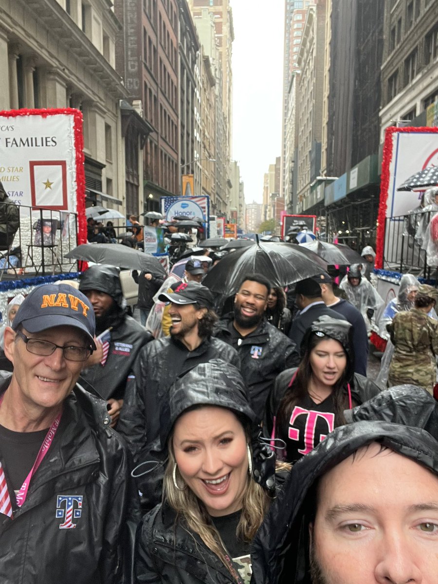 GHostbird22's tweet image. Definitely got steps in today, little rain wasn’t gonna stop us! Amazing opportunity to participate in the Veterans Day parade, can’t wait to share this experience with my team and send someone next year!  Thank you @TMobile @EMobile23 #mobilizeforservice  #stepsforvets