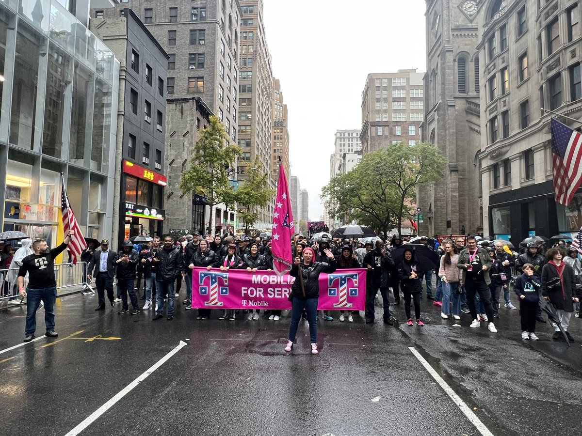 GHostbird22's tweet image. Definitely got steps in today, little rain wasn’t gonna stop us! Amazing opportunity to participate in the Veterans Day parade, can’t wait to share this experience with my team and send someone next year!  Thank you @TMobile @EMobile23 #mobilizeforservice  #stepsforvets