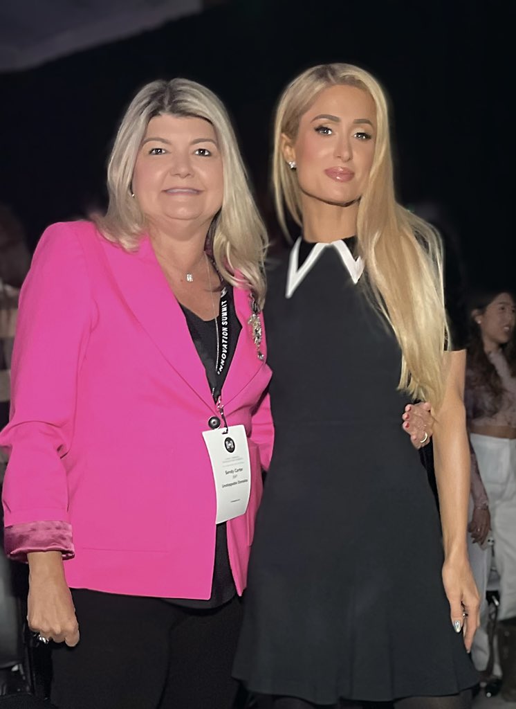 sandy_carter's tweet photo. Thank you @unstoppableweb fam and @UnstoppableWoW3 !!

Unstoppable was just called out on stage with @ParisHilton #1111mediasummit for our inclusive brand and our support of women in web3! Mintable moments!This was in front of 150 brands like @dapperlabs @TheSandboxGame @moonpay https://t.co/GdBLrYCnyX