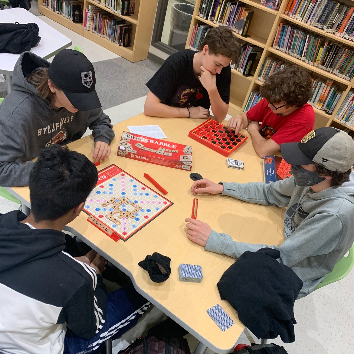 BHSSLearningC's tweet image. Apprendre avec un peu de bien-être dans la classe de Mme Chong!