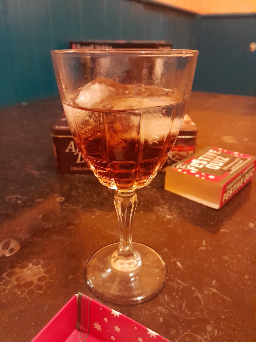 First time trying these <a href="/DrinksPud/">Pud Drinks</a> from <a href="/EnglishDrinks/">Real English Drinks</a>.

And I have to say that so far the Brownie one is De-licious !! 😋

(and thanks guys for chucking  an extra free bottle into my order ! 👏)