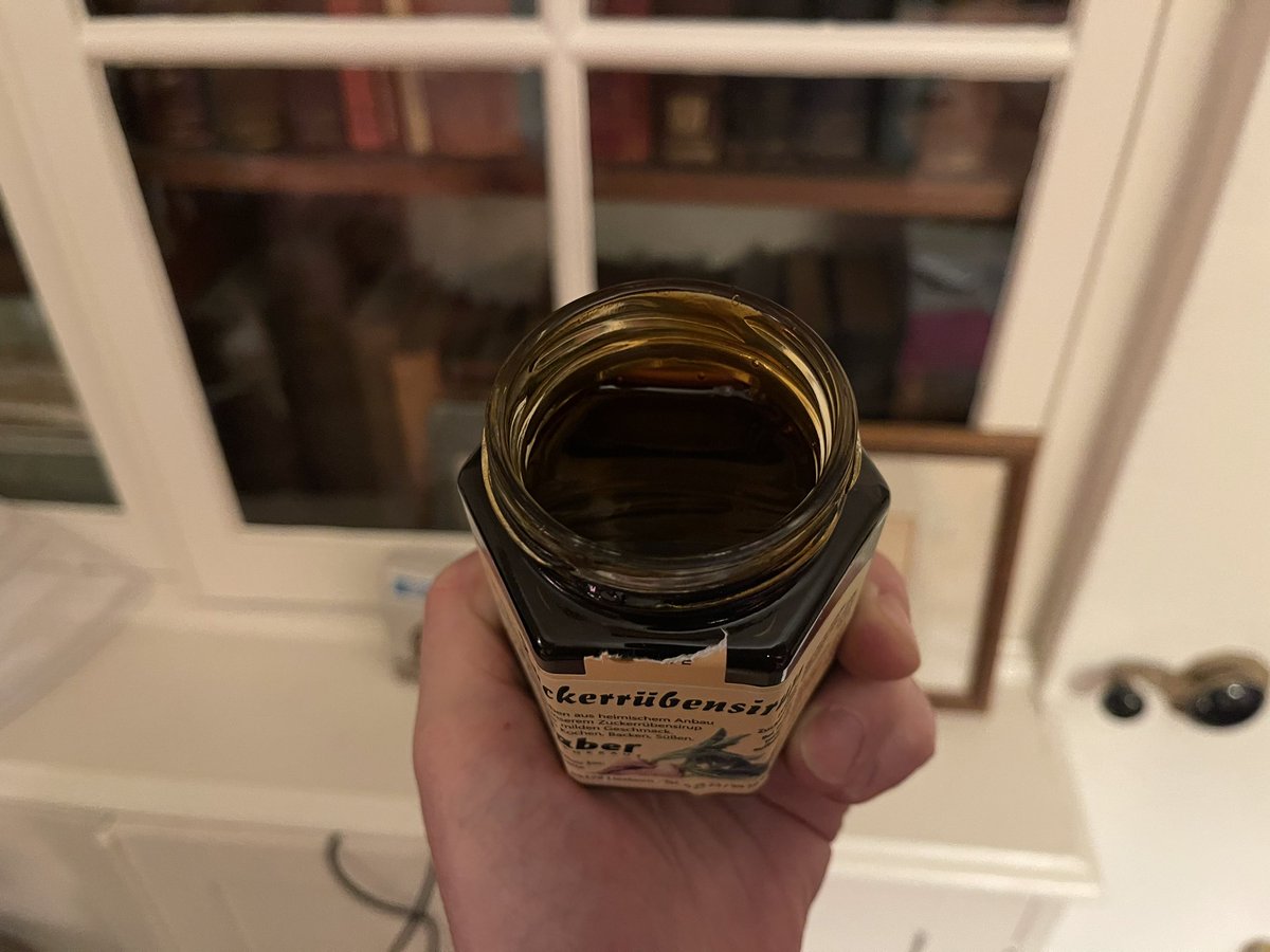 hanslope's tweet image. It’s delicious. Caramel flavor mixed with a distinct sugar beet linger #Pseud #Moi 🧵