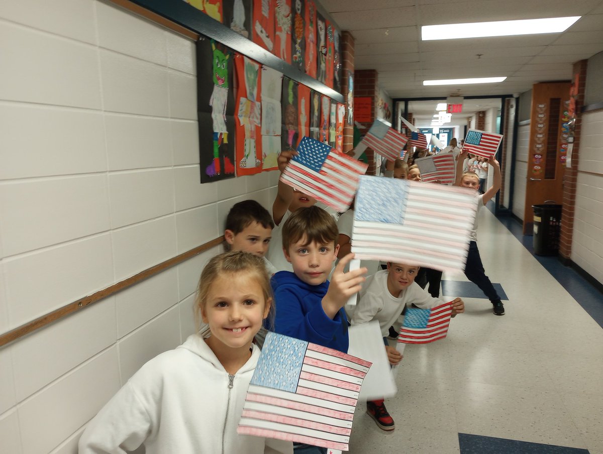 mrs_grabske's tweet photo. Celebrating Veteran's Day! https://t.co/wv8ePIqF0V