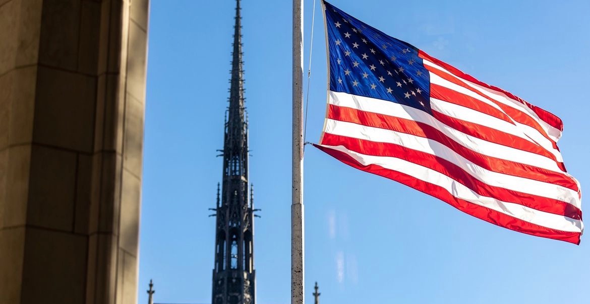 Happy Verterans day! Check out this PittWire article honoring our Pitt Veterans that have made major impacts. pitt.edu/pittwire/featu…