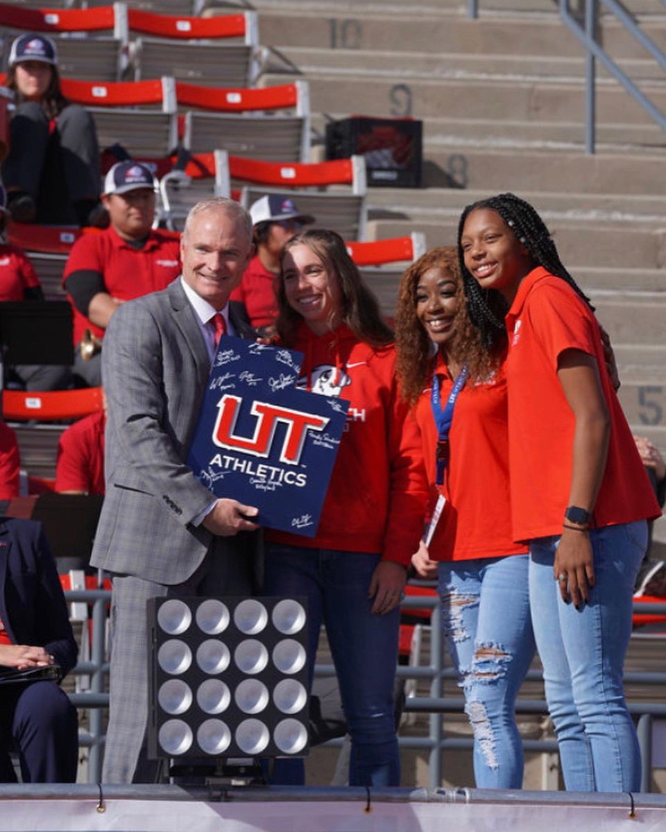 ParishAshlyn's tweet photo. So thankful that I was able to represent Utah Tech Track and Field and so many other athletes at Utah Tech University for the Greater Zion Stadium Dedication! https://t.co/HU5ln8y5PK