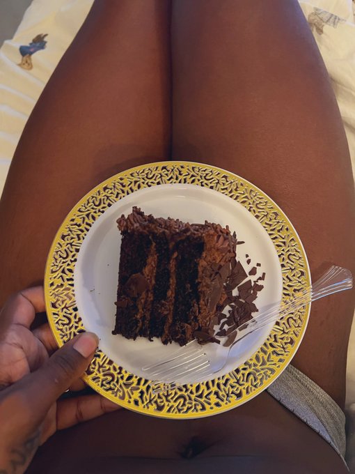 2 pic. I’m just as creamy ??

Try my Fleshlight if you haven’t already 
https://t.co/HdjsymZZwh #chocolatebox