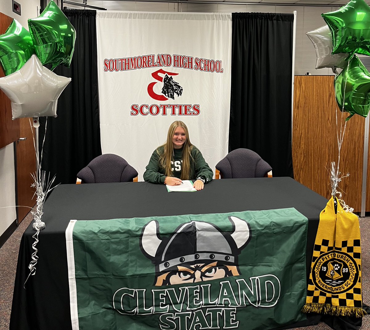 Welcome HOME <a href="/FaberyKendall/">Kendall Fabery</a> 

🖊 📄 👍🏼 ⚽️ 🟢 

#GoVikes #OHail #ClassOf2023
