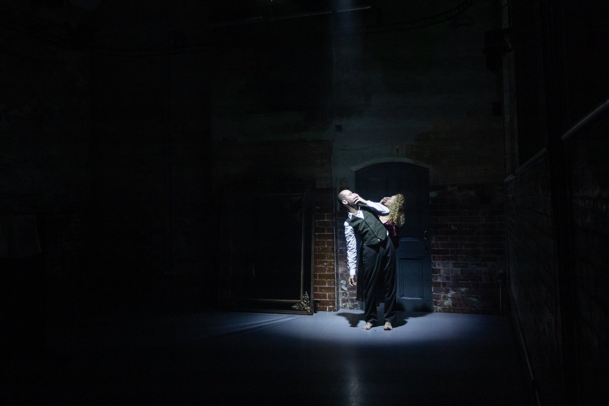 CoisCéim (@coisceim) on Twitter photo GO TO BLAZES.. What Critics are saying…
★★★★★
… a work of staggering beauty not to be missed.. <a href="/chrisorourke13/">TheArtsReview</a>
… beautifully judged 40 minute multisensory experience.. <a href="/mseaver/">Michael Seaver</a> for <a href="/IrishTimes/">The Irish Times</a>
Runs to 20 Nov
Tickets & More: coisceim.com/ulyssesepisode…
#ulysses22 GO TO BLAZES.. What Critics are saying…
★★★★★
… a work of staggering beauty not to be missed.. <a href="/chrisorourke13/">TheArtsReview</a>
… beautifully judged 40 minute multisensory experience.. <a href="/mseaver/">Michael Seaver</a> for <a href="/IrishTimes/">The Irish Times</a>
Runs to 20 Nov
Tickets & More: coisceim.com/ulyssesepisode…
#ulysses22