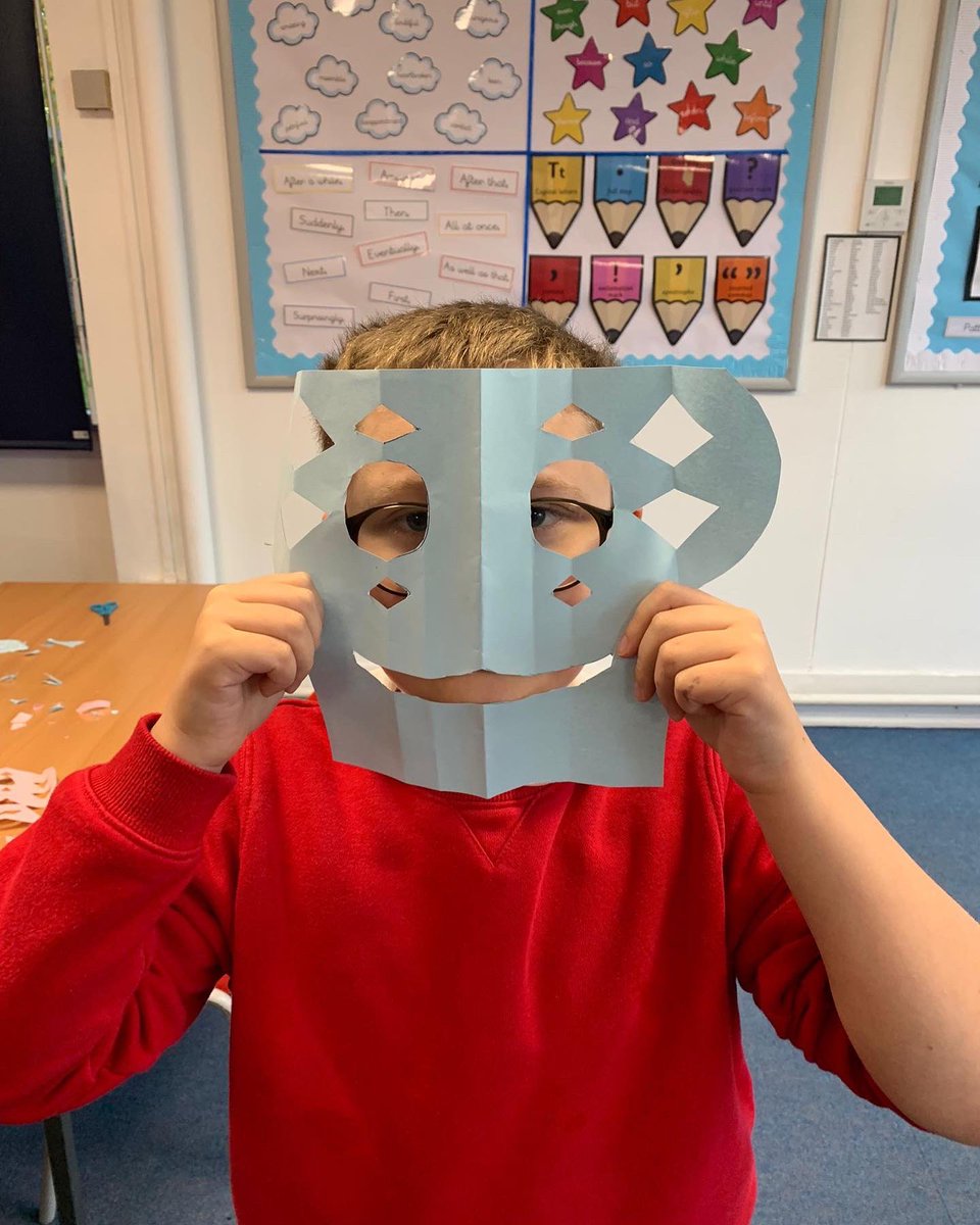 NET_Abbotsweld's tweet image. SELF DAY! || Abbotsweld enjoyed their SELF afternoon yesterday. They enjoyed a range of activities such as learning first aid, code breaking and making bunting! #netacademies #shapingfutures #findingasenseofself