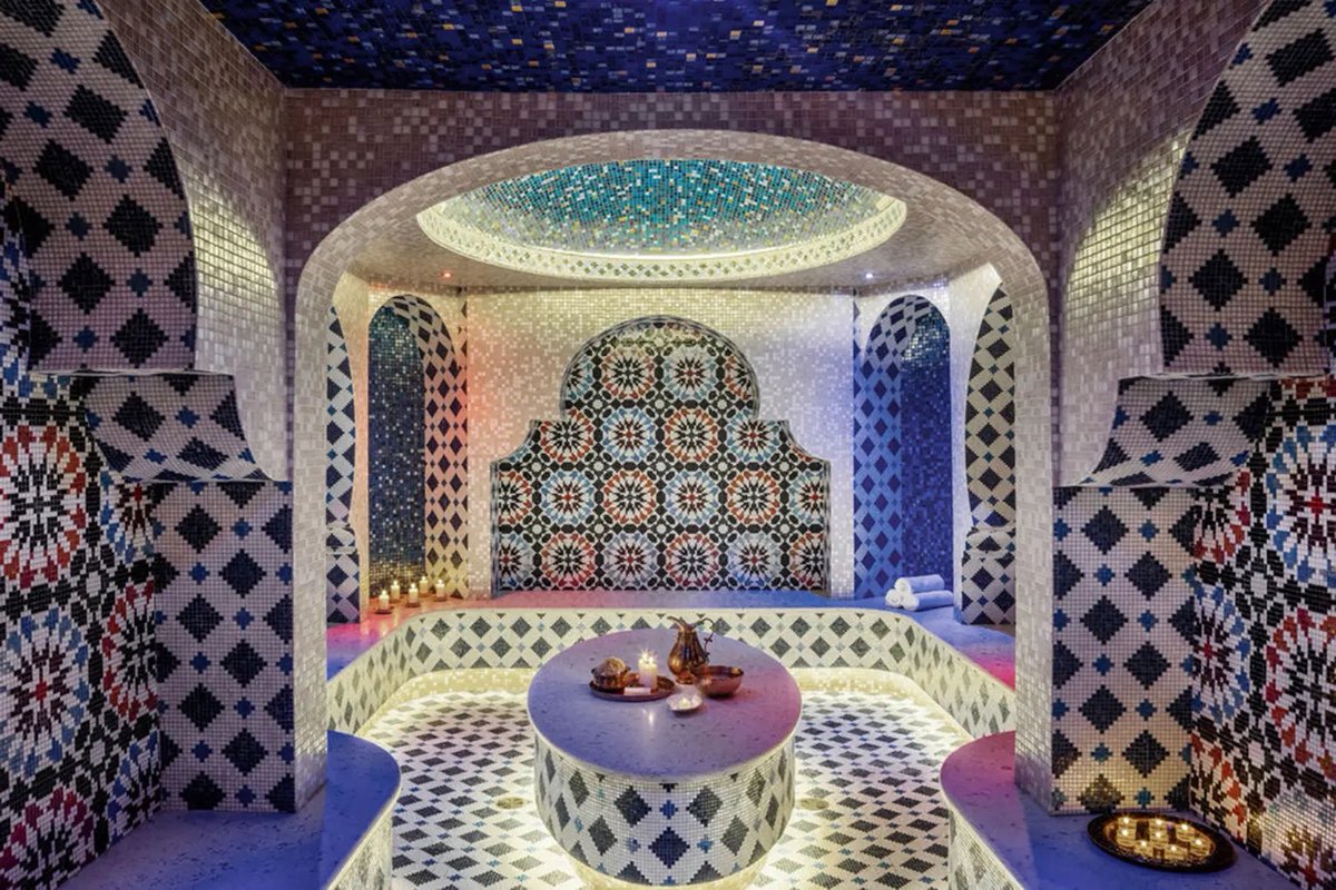 TheNorskaPaul's tweet photo. Set to rival Queens’ Spa Castle in #NYC the 50,000sq #WorldSpa is opening its doors in Midwood, Brooklyn 😳
Three-story ‘bath house’ will offer ‘shvitz’🥴styles, Finnish saunas, Turkish & Moroccan hammams, Eastern European banyas.
Very exotic & F train if you popping down. .😵💫 https://t.co/LgyVEKecp2