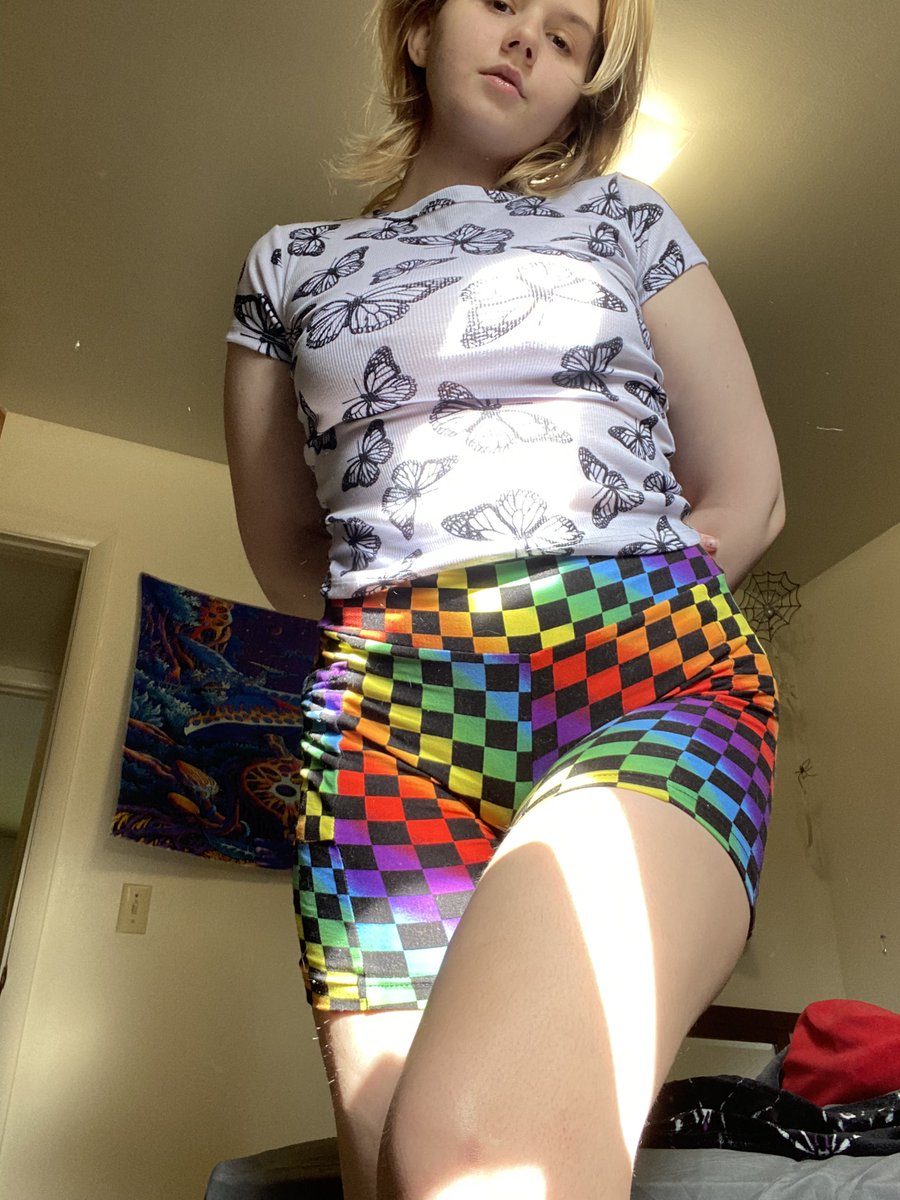 Butterflies and rainbows 🦋🌈