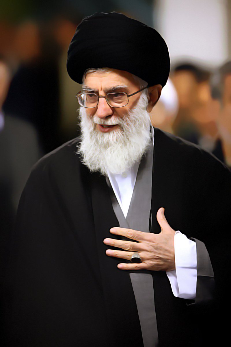 Aliakbarsaderi's tweet image. شاید این توییت دیده نشه ولی اگه دیدید عکس های آقا رو منشن کنید تا یه خورده زیبایی ببینیم
#لبیک_یا_خامنه_ای