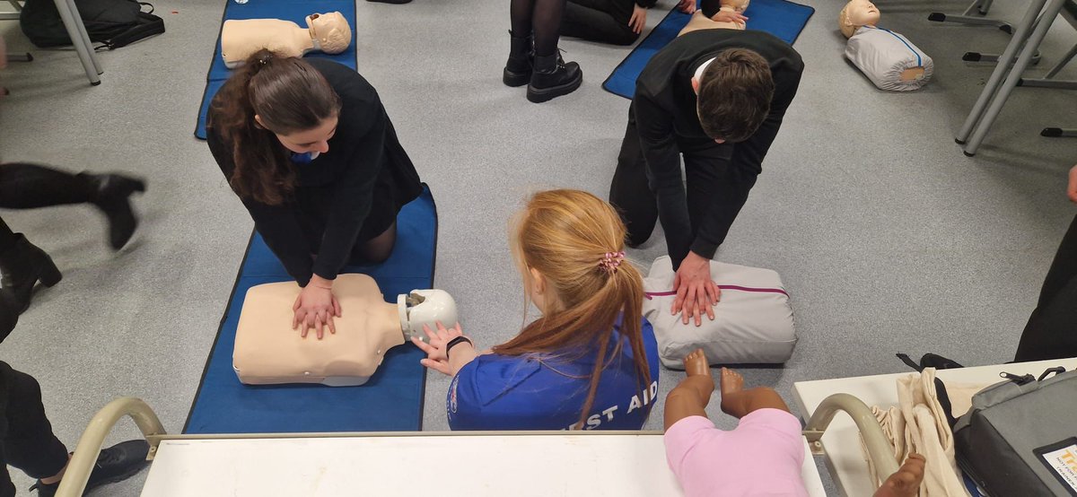 EastwoodHSBiology tweet media