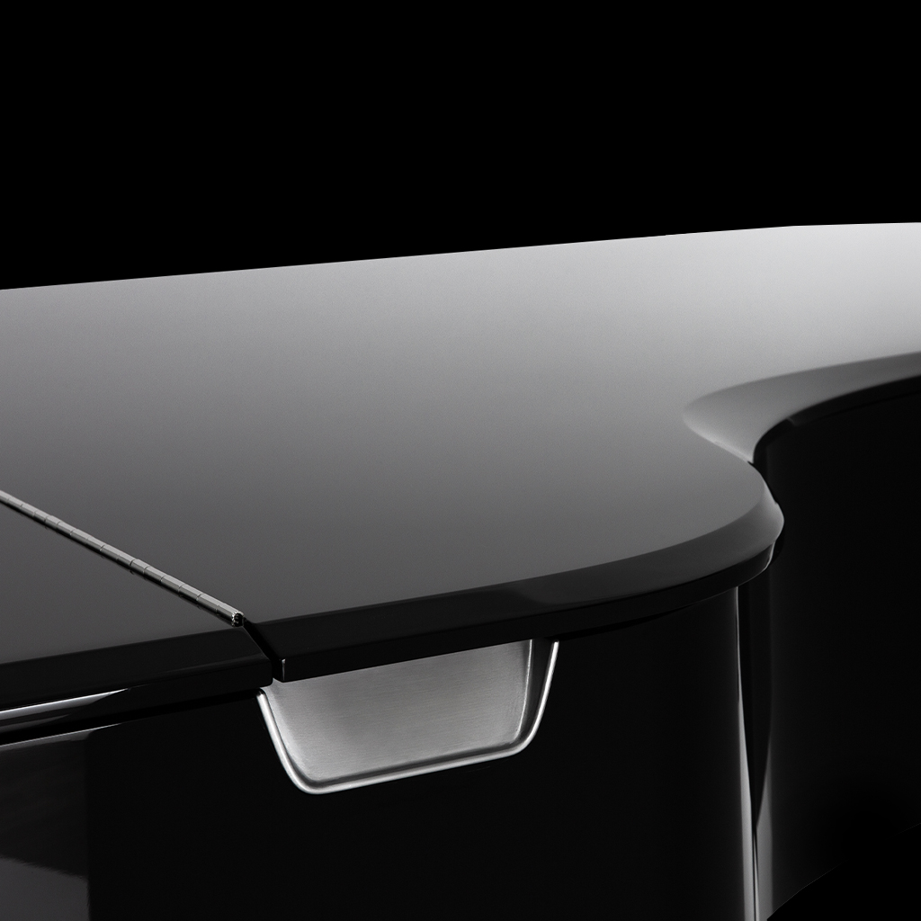 The Gran Nichetto Limited Edition designed by Luca Nichetto was more than four years in the making. Pictured is the variation in Black Polish. The high-polish black ebony finish is completed with sleek stainless-steel hardware. Learn more ▶️ fal.cn/3twJm