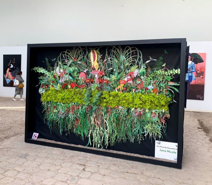 <a href="/theROSAmag/">ROSA Magazine</a> interviewed botanical artist Jana Nicole 💐, whose prize-winning installation will be exhibited in Sussex this December at <a href="/GlyndePlace/">Glynde Place</a>. Read the interview: rosamagazine.co.uk/entangled-art/
#jananicole #rosamagazine #glyndeplace #botanical