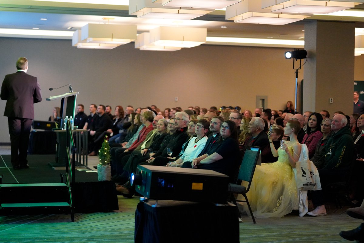 UNBC Timberwolves (@unbcathletics) on Twitter photo Oh what a NIGHT.
Overwhelmed thinking about the 8th Annual <a href="/UNBC/">University of Northern British Columbia (UNBC)</a> Timberwolves Legacy Night.
Keynote speaker <a href="/KalebDahlgren/">Dr. Kaleb Dahlgren</a> was special. Our honoured guests were special. This community is SPECIAL.
📸: HB Media Oh what a NIGHT.
Overwhelmed thinking about the 8th Annual <a href="/UNBC/">University of Northern British Columbia (UNBC)</a> Timberwolves Legacy Night.
Keynote speaker <a href="/KalebDahlgren/">Dr. Kaleb Dahlgren</a> was special. Our honoured guests were special. This community is SPECIAL.
📸: HB Media