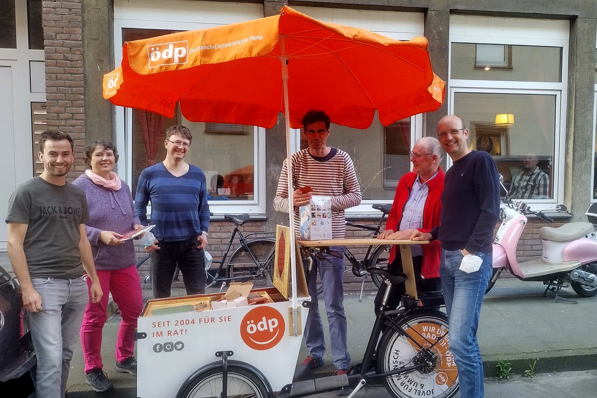 Ökologisch-Demokratische Kommunalpolitik mit einem 🧡für  #Muenster. Kommt mit uns ins Gespräch! Morgen Vormittag sind wir mit userem Info-Lastenrad auf dem Geist-Wochenmarkt Geistraße/Senmaringer Weg.