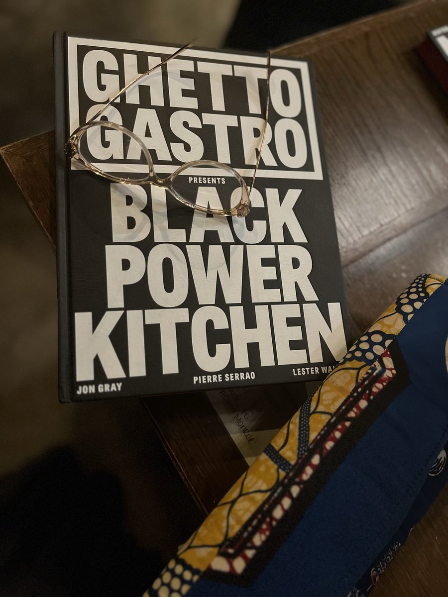 quellwallace's tweet photo. Had a great night supporting @GhettoGastro and @betweentheslice ! Keep doing great things! #blackpowerkitchen #mywombmate #bigthingsloading https://t.co/MJg9uRgmVY