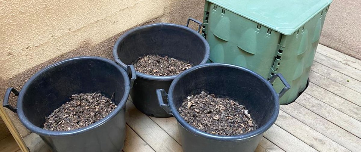 Escola Frederic Mistral-Tècnic Eulàlia (@escolafmte) on Twitter photo ♻️El projecte del compost de l'escola surt en l'edició de novembre del butlletí de les #EscolesSostenibles.
Molt contents de compartir i fer xarxa per a un món més #sostenible!
<a href="/FCollserola/">fcollserola</a> <a href="/EscolesXESC/">EscolesXESC</a>
ow.ly/HPaB50LAKJl
#CreantEscola ♻️El projecte del compost de l'escola surt en l'edició de novembre del butlletí de les #EscolesSostenibles.
Molt contents de compartir i fer xarxa per a un món més #sostenible!
<a href="/FCollserola/">fcollserola</a> <a href="/EscolesXESC/">EscolesXESC</a>
ow.ly/HPaB50LAKJl
#CreantEscola