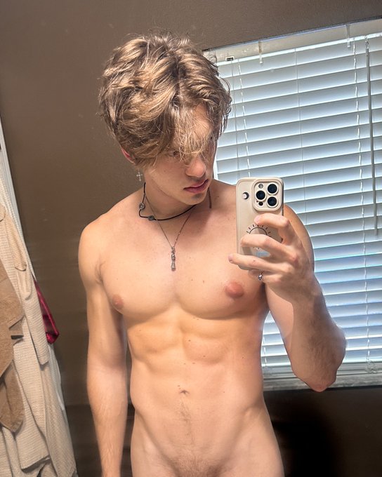 Chase’s pics and videos